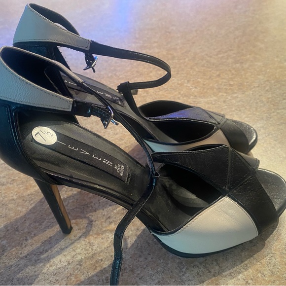 Vintage looking heels - Picture 6 of 7